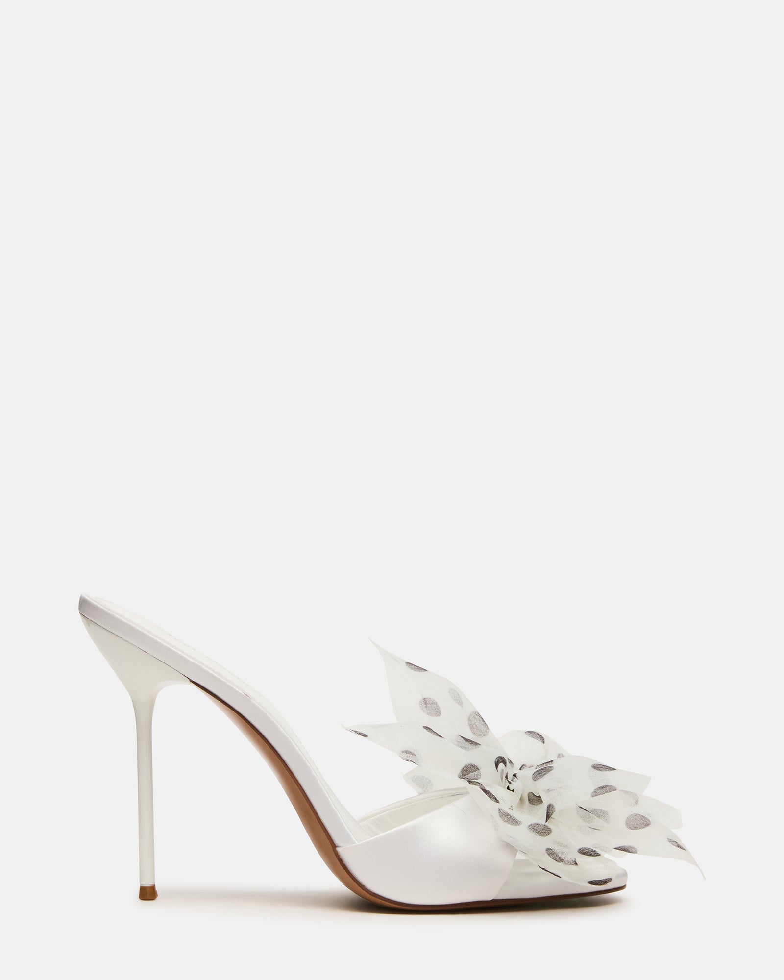 STEVEMADDEN_SHOES_DAVINA-T_WHITE-BLACK-POLKA-DOT_01.jpg