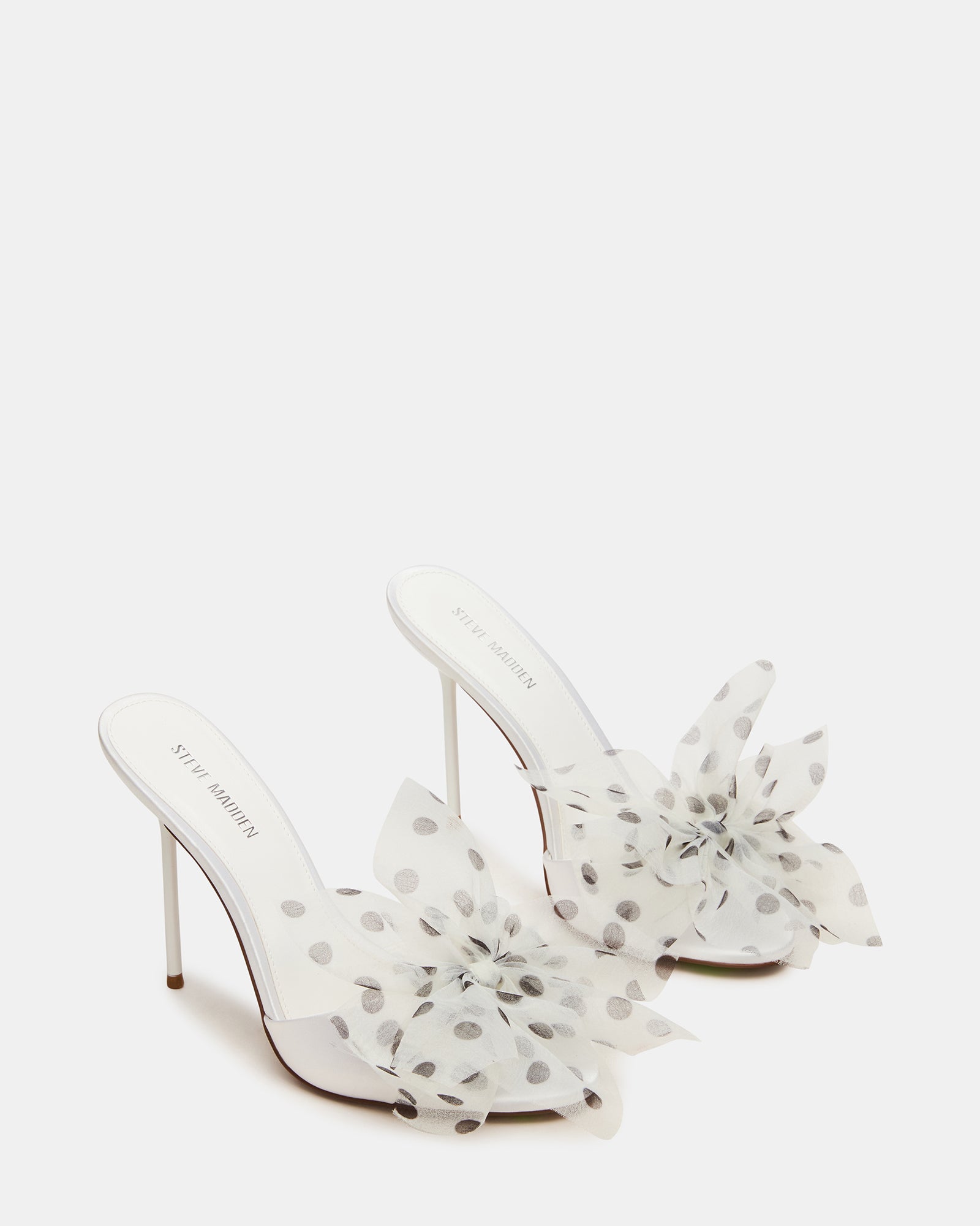 STEVEMADDEN_SHOES_DAVINA-T_WHITE-BLACK-POLKA-DOT_02.jpg