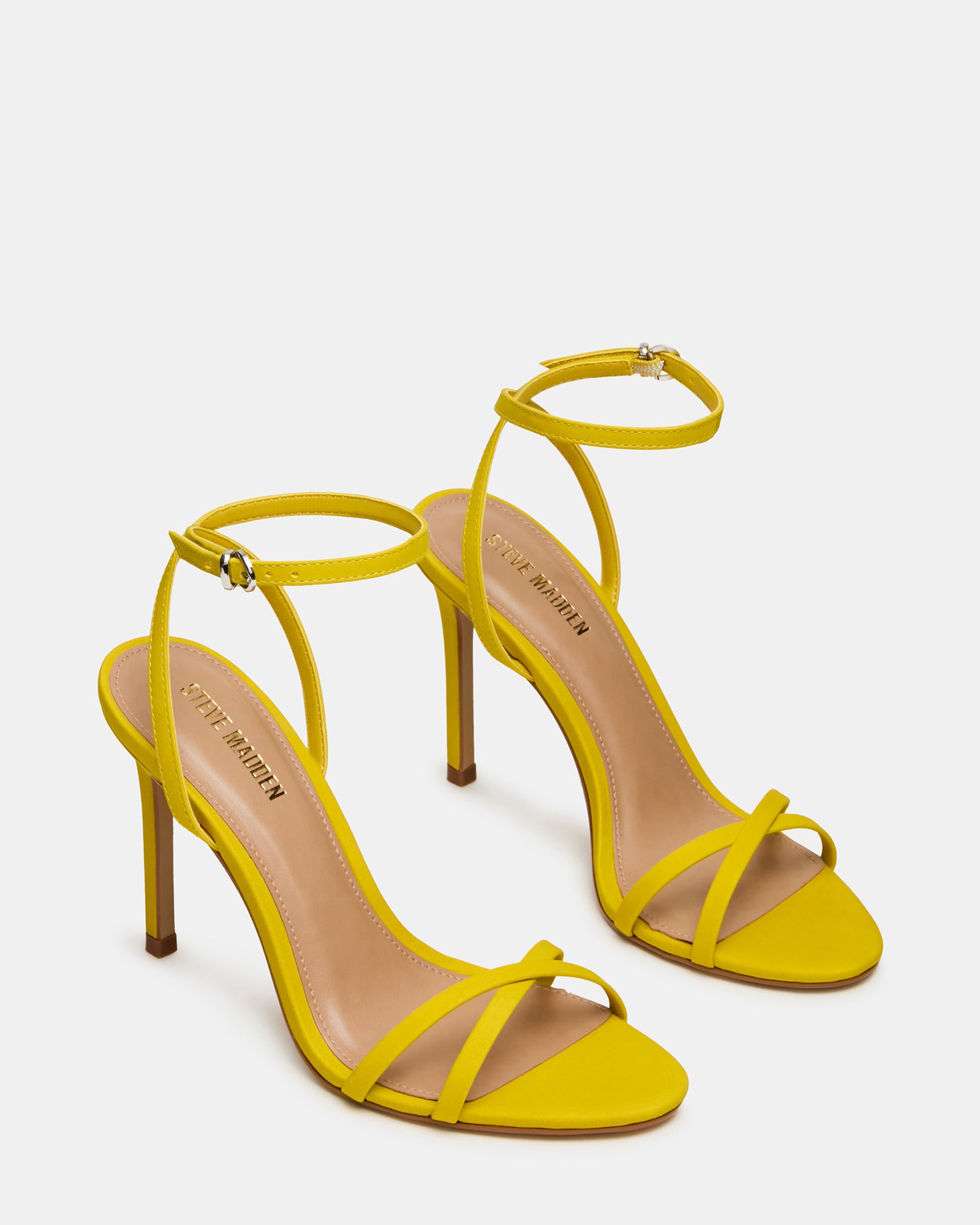 STEVEMADDEN_SHOES_JYPSEY_YELLOW_02_786ffe91-222b-4b16-bf1f-b41202b6f729.jpg