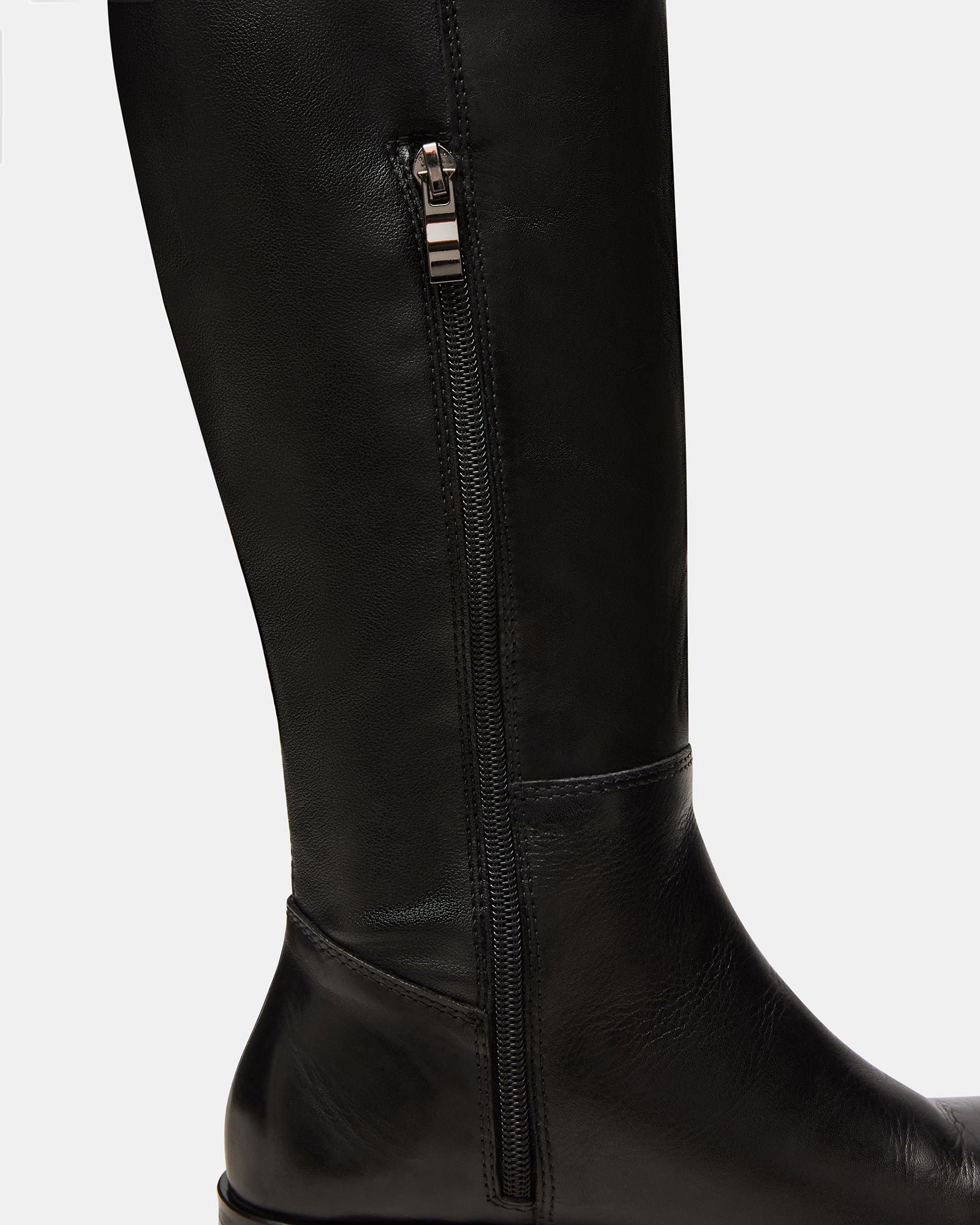 STEVEMADDEN_SHOES_LANCASTER_BLACK-LEATHER_05.jpg
